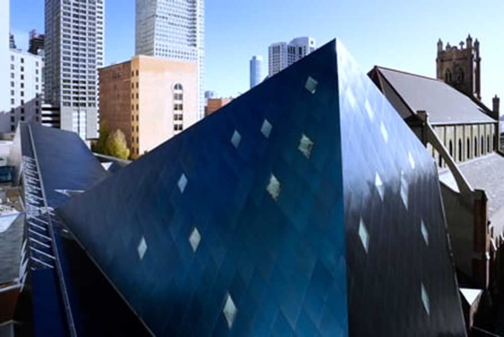 The Iridescent Blue Stainless Steel Skin of the Contemporary Jewish Museum (Rose Etherington 2008)