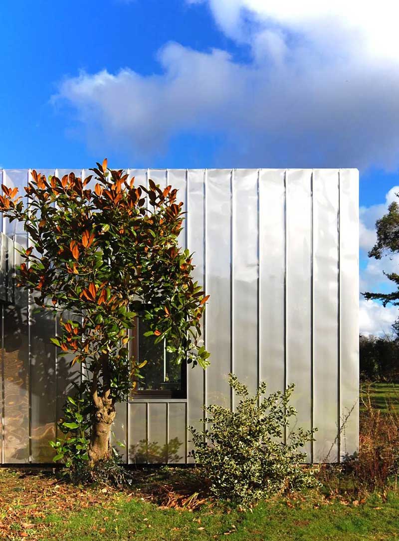 The Wrap House Wrapped in Stainless Steel (Images Courtesy Archinect Firms)
