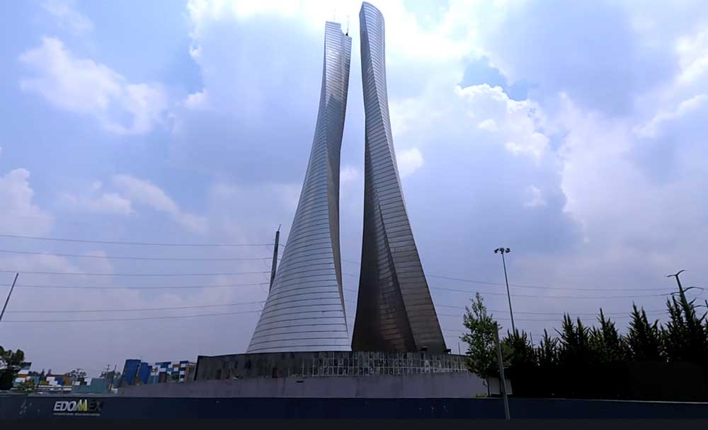 Torres Bicentennial Museum: Two Stainless Steel Towers on a Round Base (Photo Courtesy of Chris Reisender 2024)