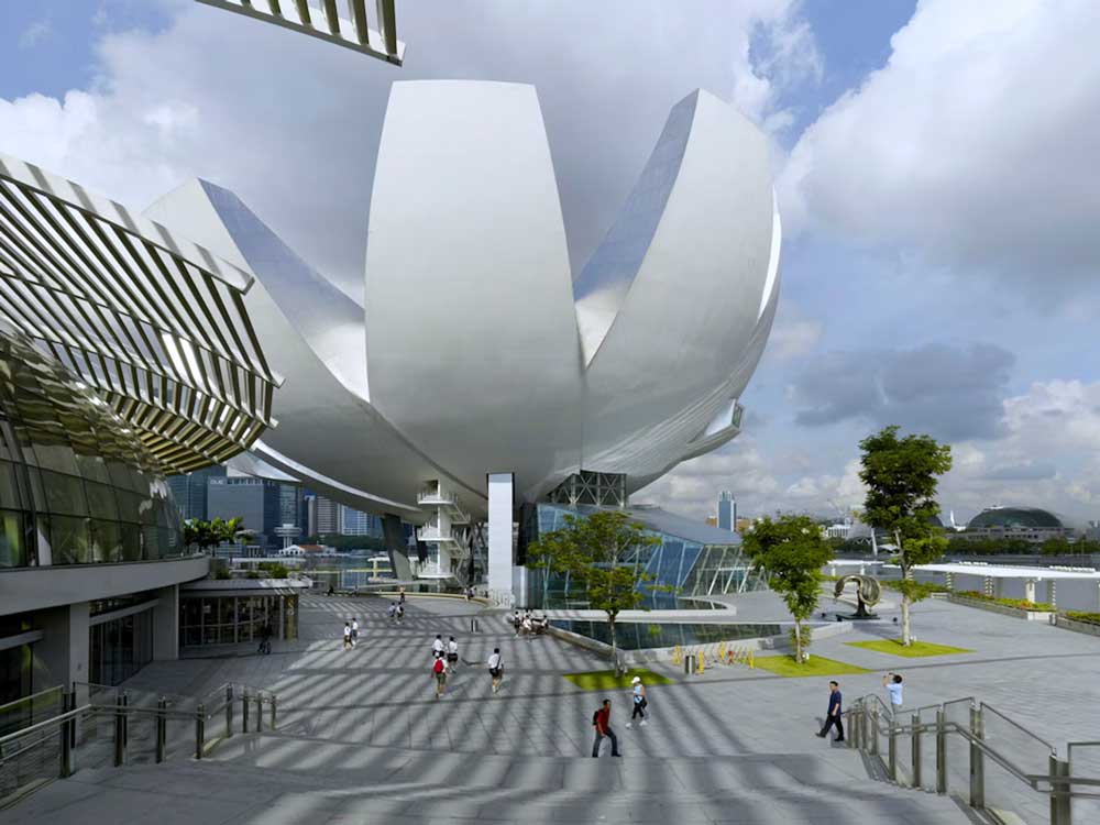 Stainless Steel Applied in the Vertical Sides the Petals of ArtScience Museum (Image Courtesy of Safdie Architects 2025)