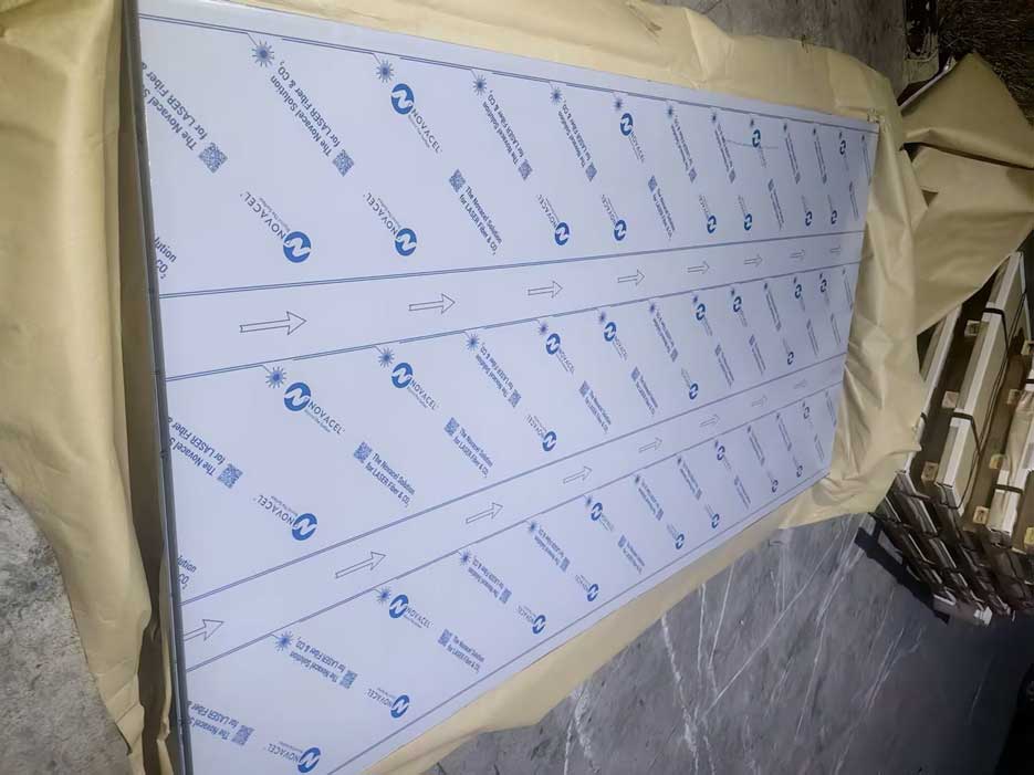 4mm Stainless Steel 2B Plate Covered with NOVACEL Laser Film from CIVMATS China