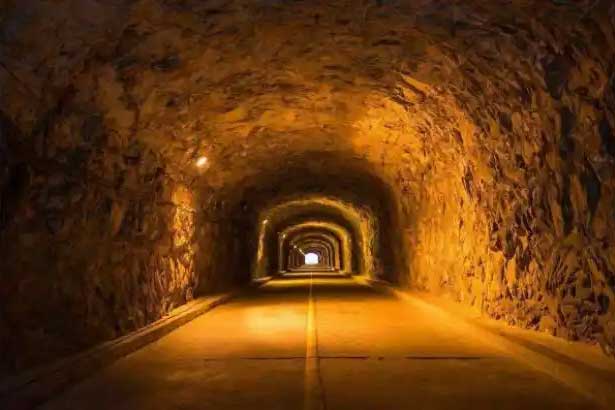 Shimen Tunnel in Shanxi, China (Photo Courtesy of Baijiahao 2020)