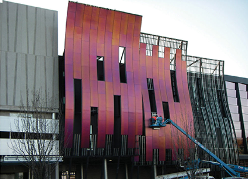 Stainless Steel Sheets Clad on the “Red Wave Wall” of Westfield Doncaster (Photo Courtesy of ASSDA 2023)