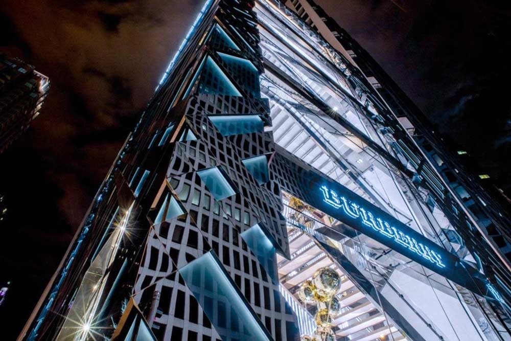 The Design of Burberry Chicago Flagship Store (Photo Courtesy of A. Zahner Company 2026)