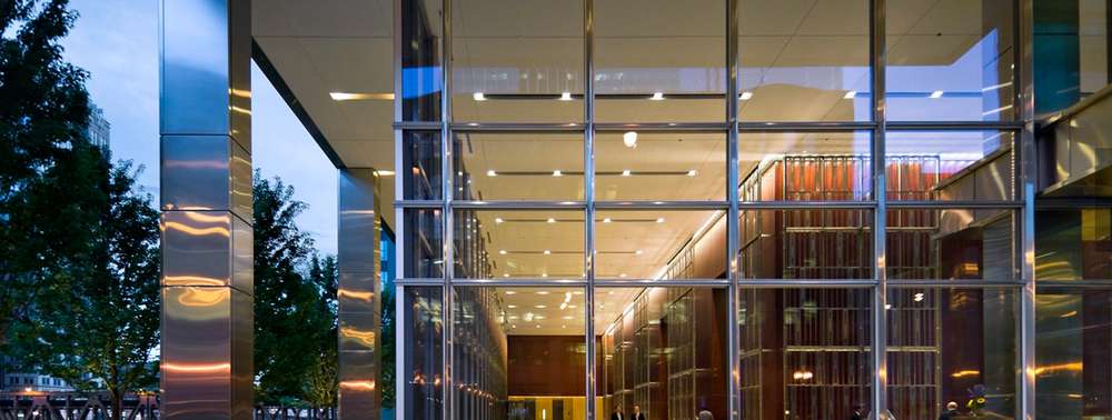 Stainless Steel T316 Applied in 300 North LaSalle (Photo Courtesy of Alvine 2026)