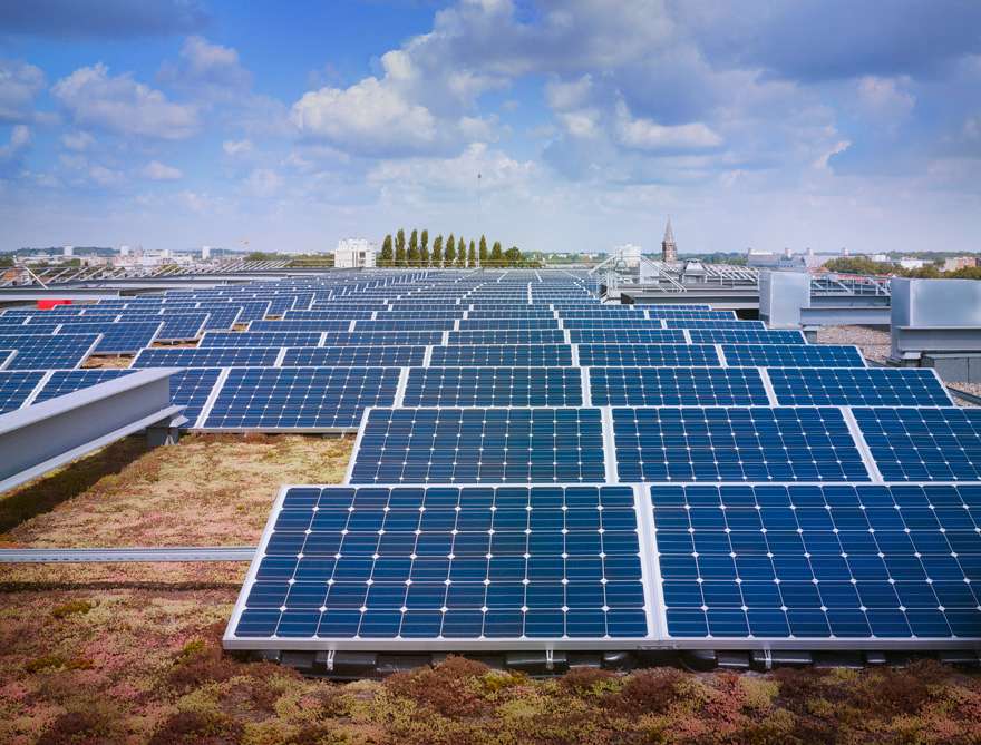 300m2 of Photovoltaic Panels on the Roof of Archives Départementales du Nord – Lille (Phtoto Courtesy of Zigzag Architecture)